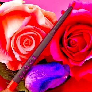 LIQUE Lip Definer